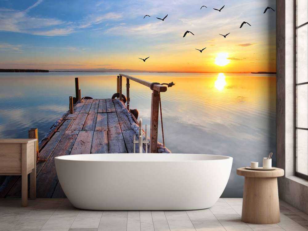 Uccelli sopra il mare