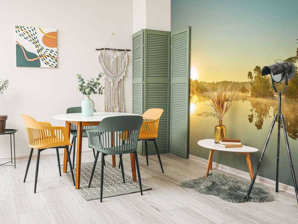 L'alba al lago forestale