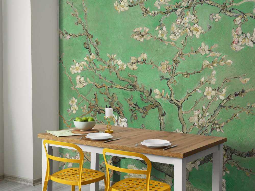 Mandorlo in fiore di primavera