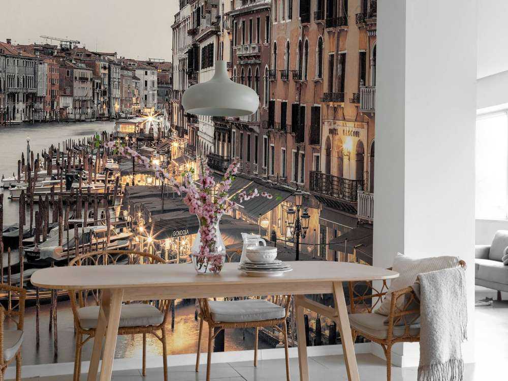 Il grande canale di notte