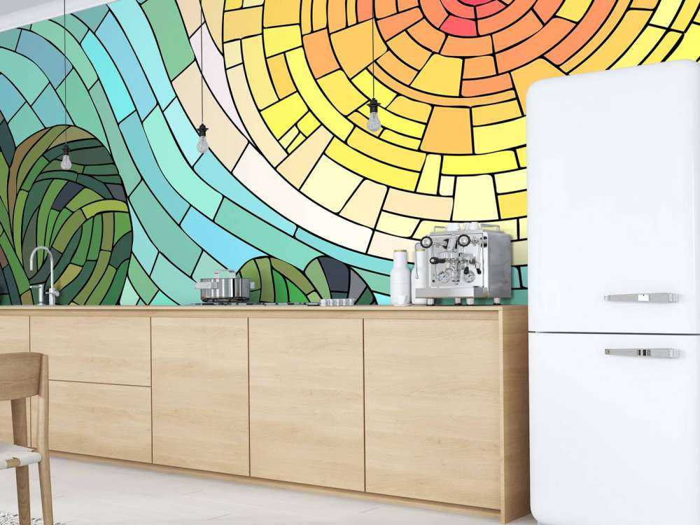 Sole rosso dagli alberi