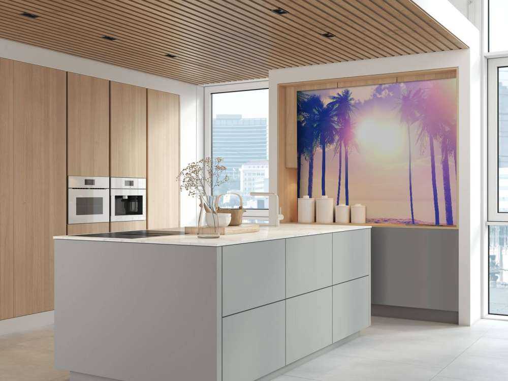 Palme d'epoca e oceano