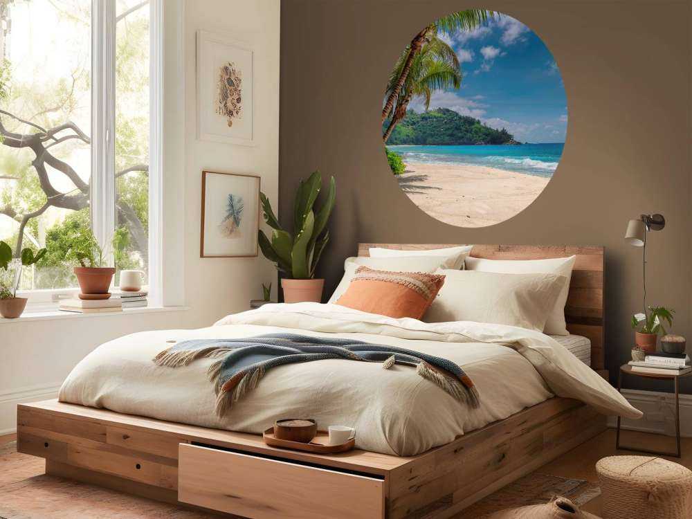 Bella spiaggia con palme