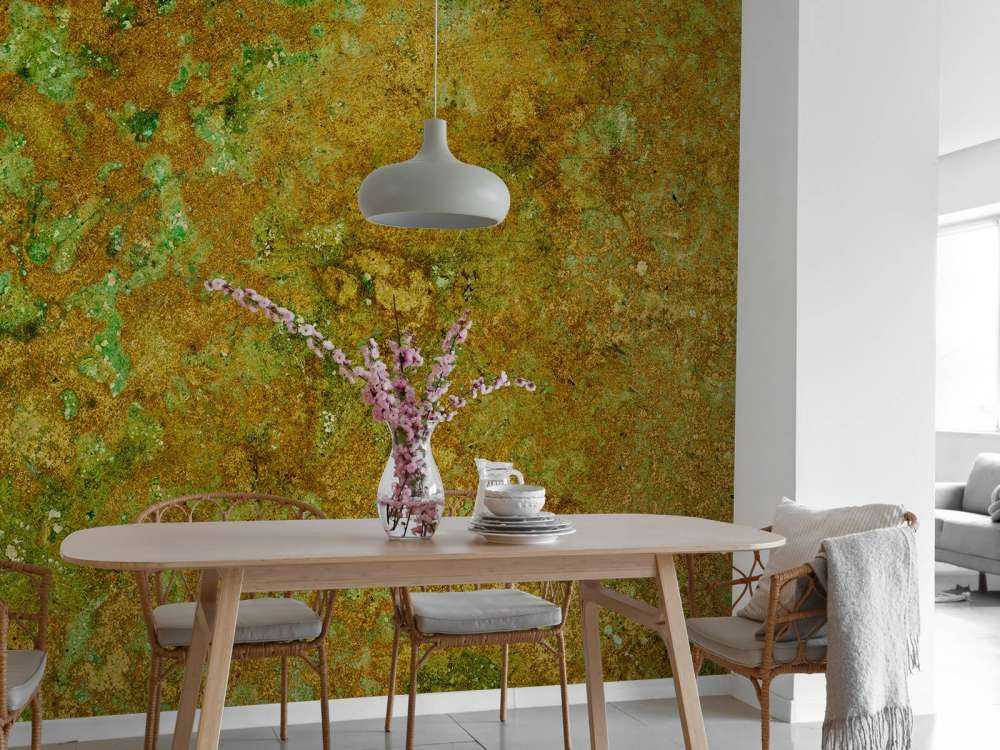 La estructura con un color dorado