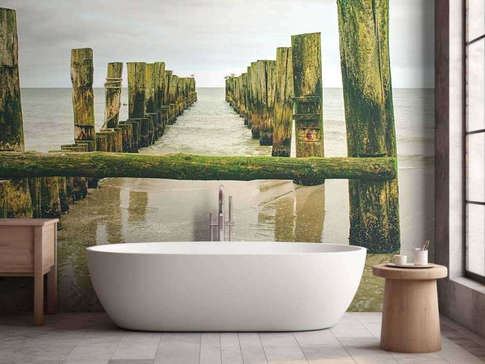 Teste di palo Mossy nell'acqua