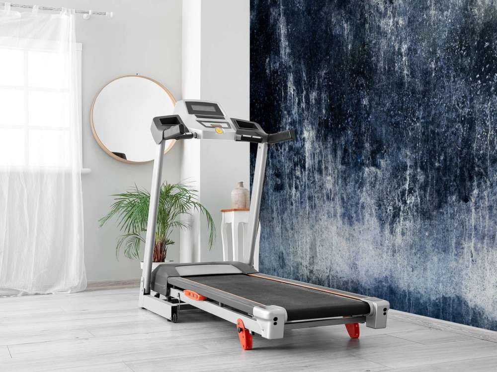 Vecchia parete blu alle intemperie