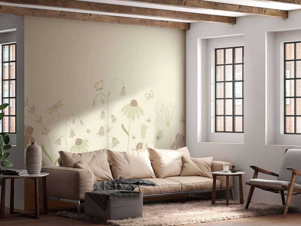 Campo di fiori alto con farfalle sabbia con rosa antico