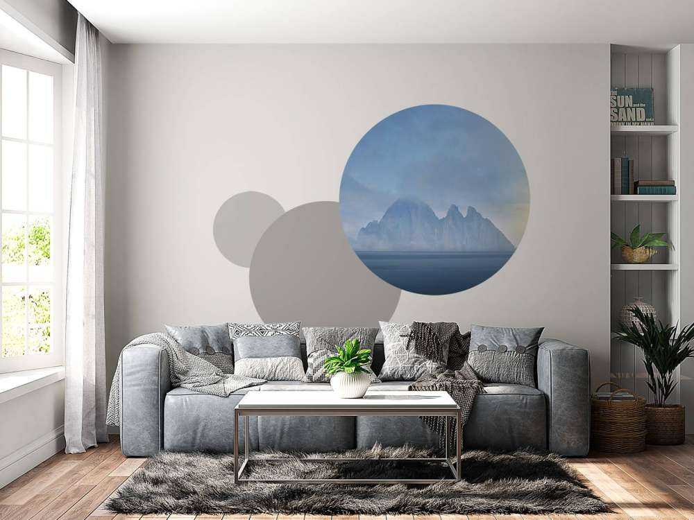 Isola rocciosa nel mare