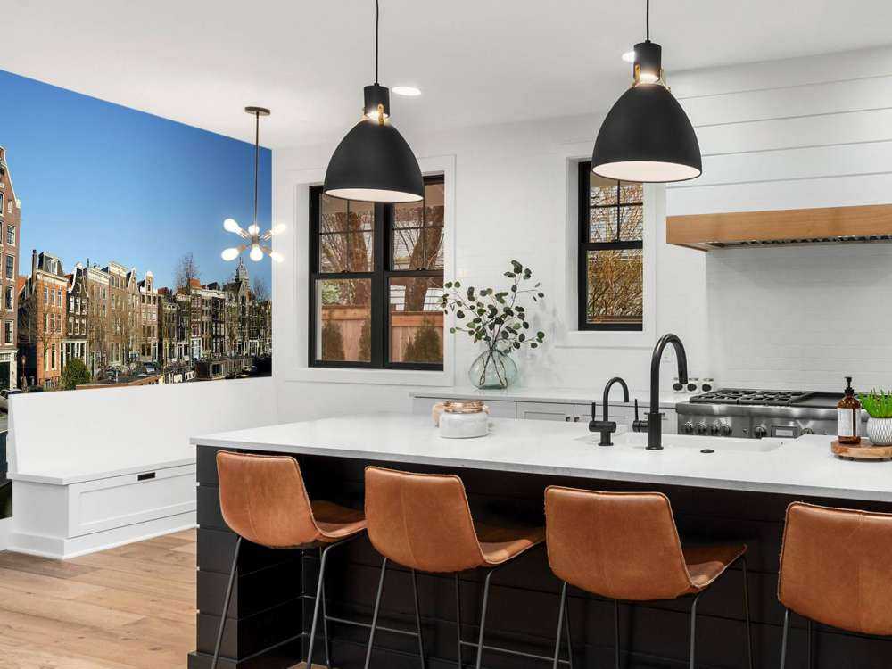 Case galleggianti lungo il canale