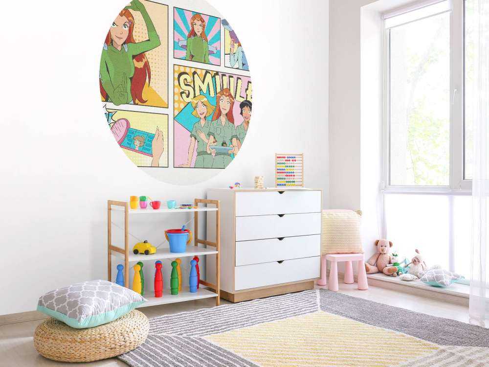 Eroine dei fumetti in azione