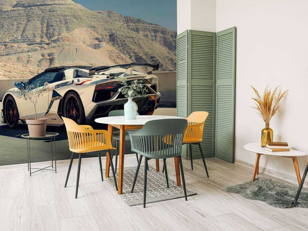 Supercar su passo montano