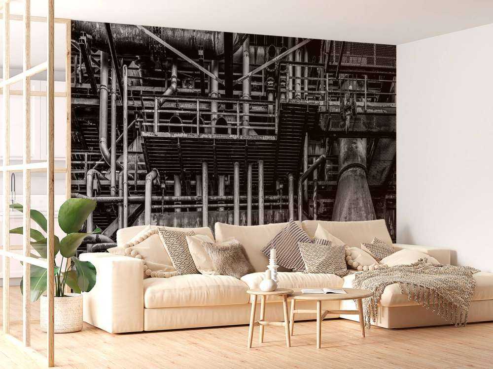 Vecchia fabbrica industriale in bianco e nero