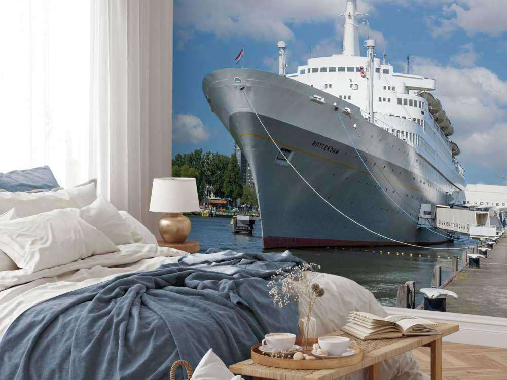 L'ex piroscafo SS Rotterdam a colori 