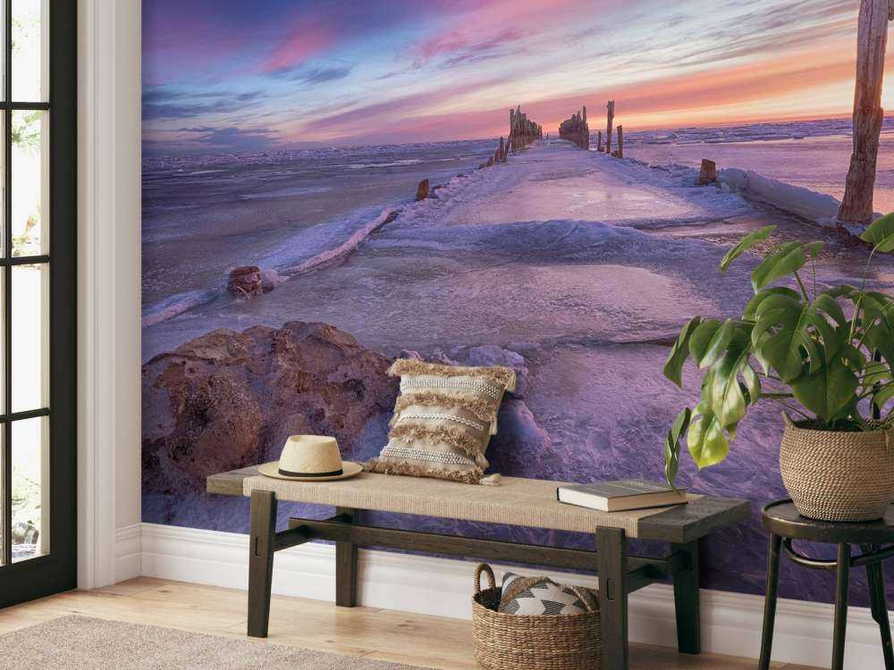 Teste di pali sul Mar Baltico ghiacciato