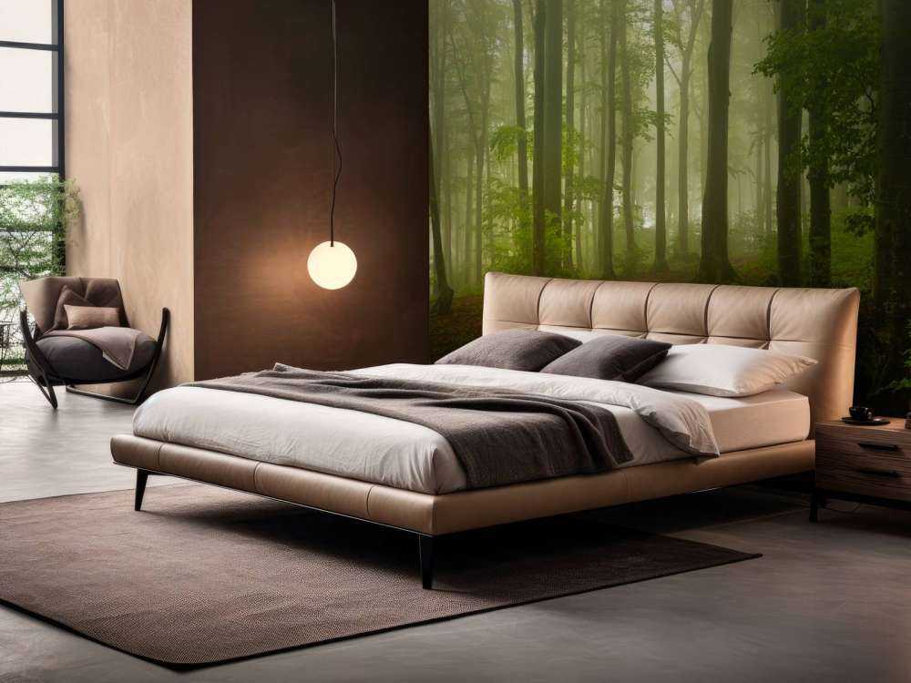 Sentiero attraverso la foresta verde nebbioso