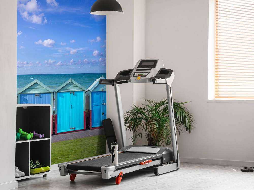 Capanne colorate sulla spiaggia