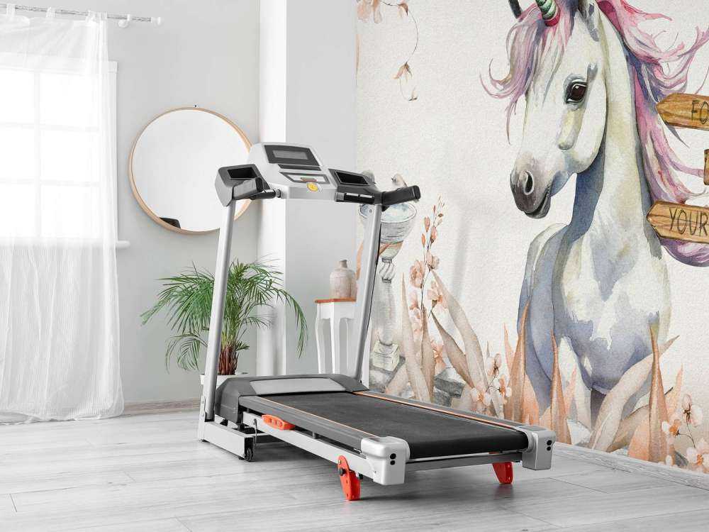 Baby unicorno con piante color tortora