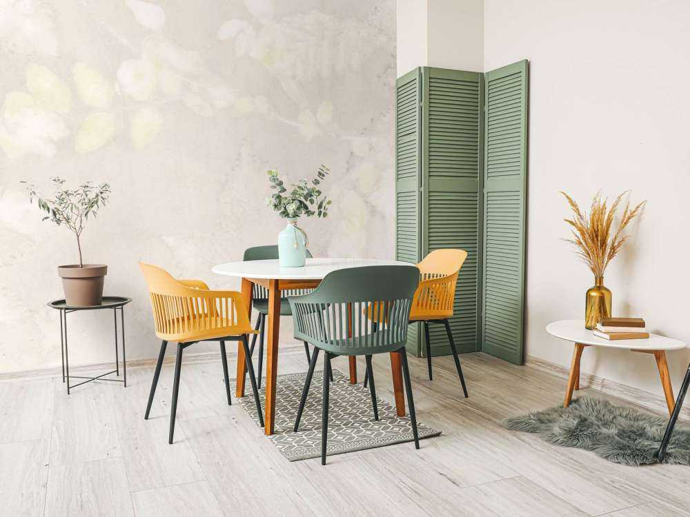 Sneeuwbes e rovo selvatico - gioco d'ombre