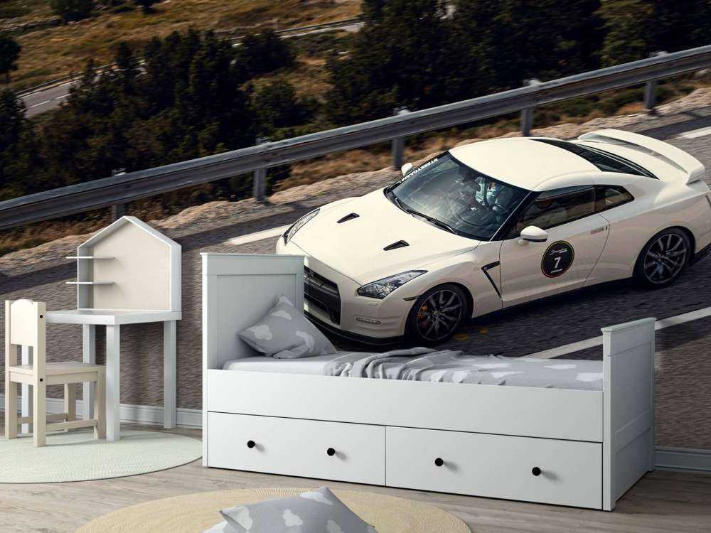 Nissan GT-R su strada di montagna