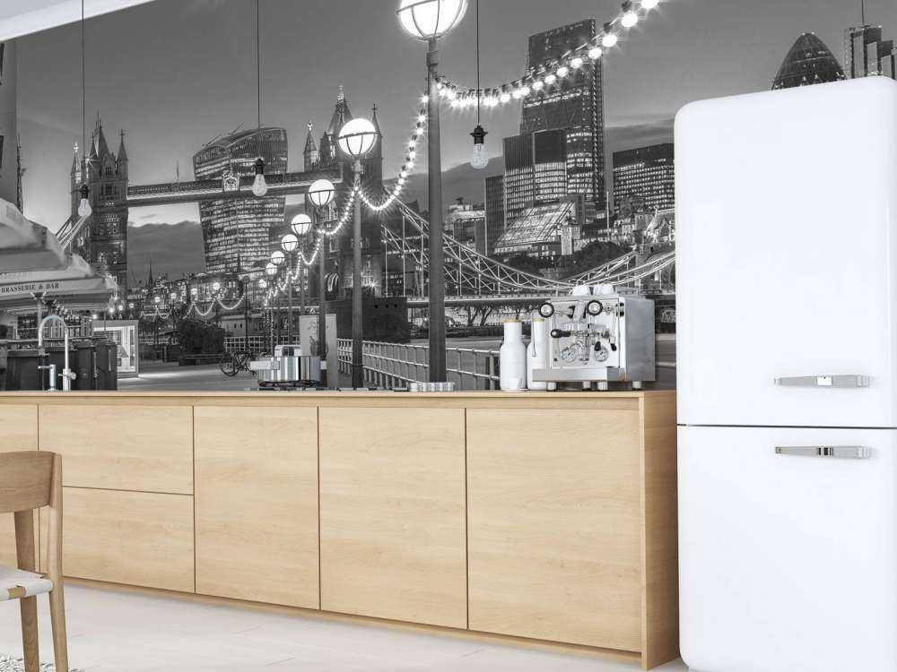 La strada per il Tower Bridge