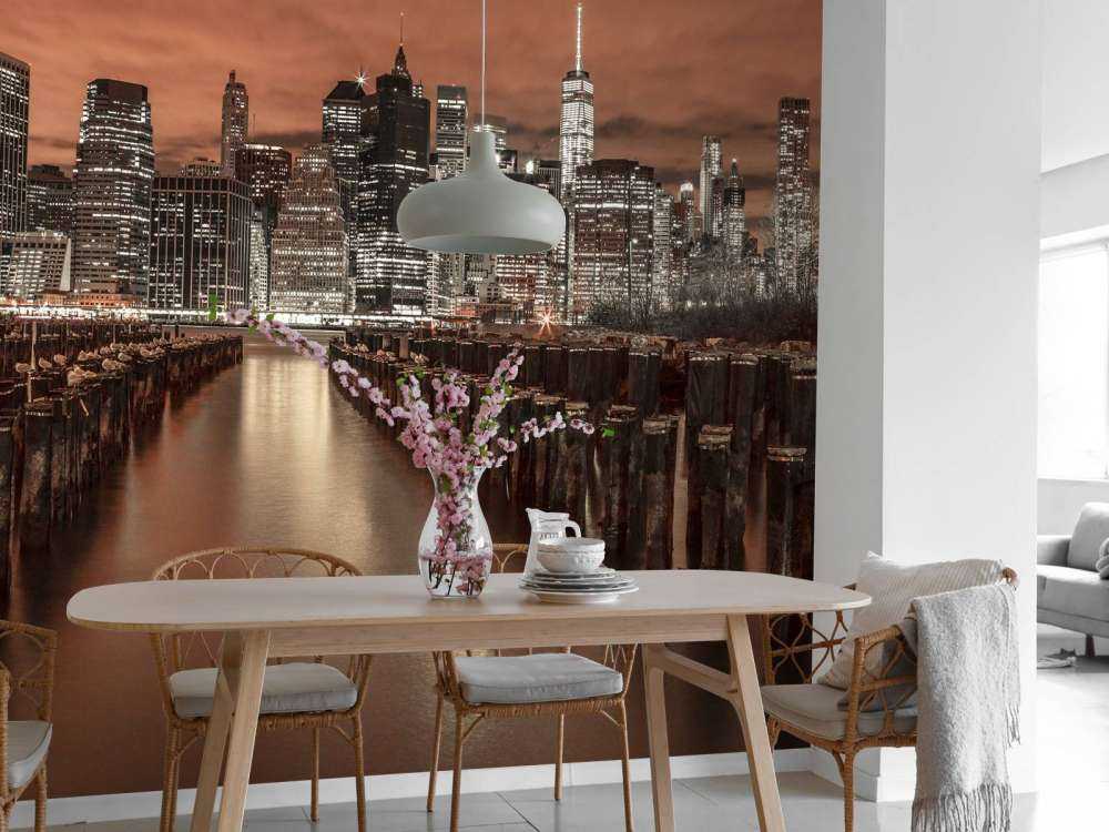 Skyline di Manhattan con i frangiflutti