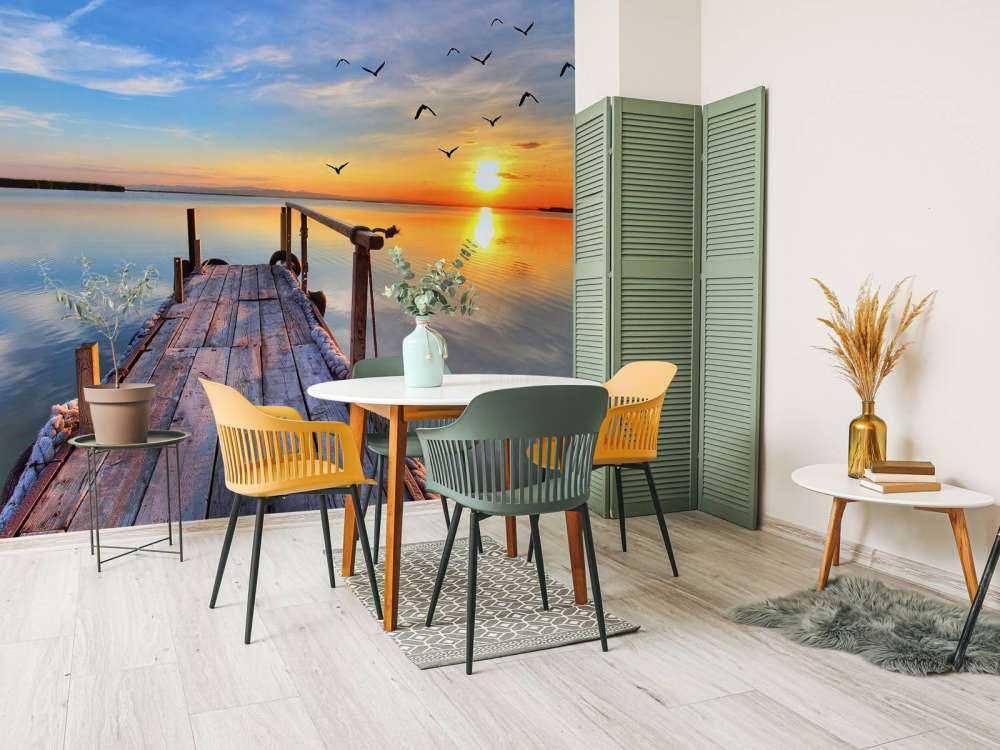 Uccelli sopra il mare