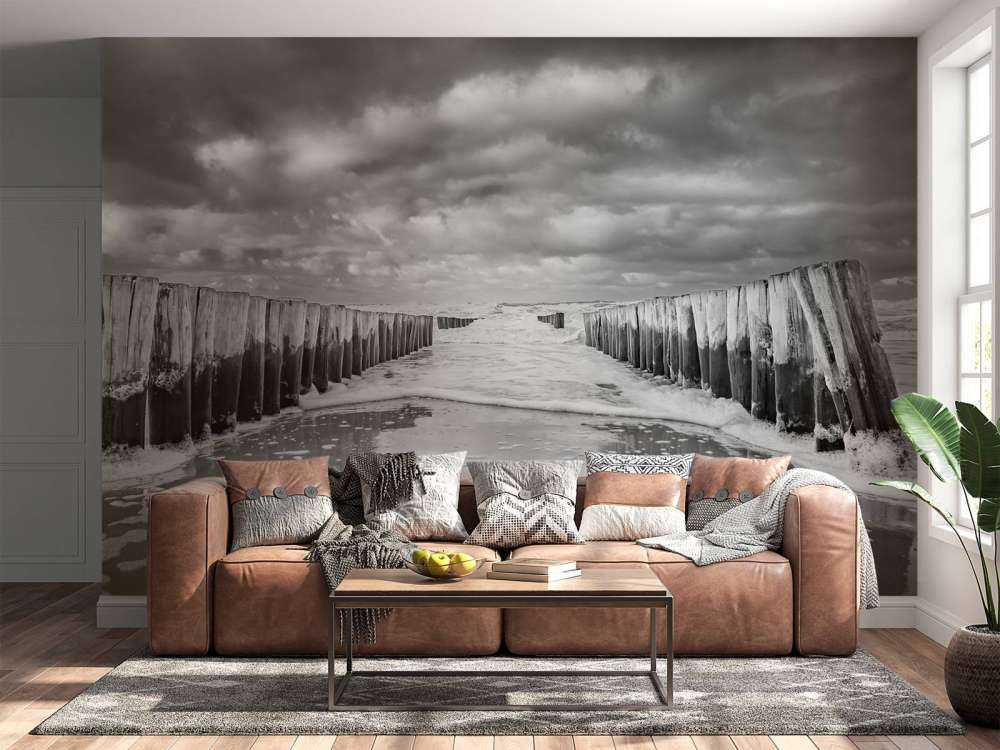 Mare agitato in bianco e nero