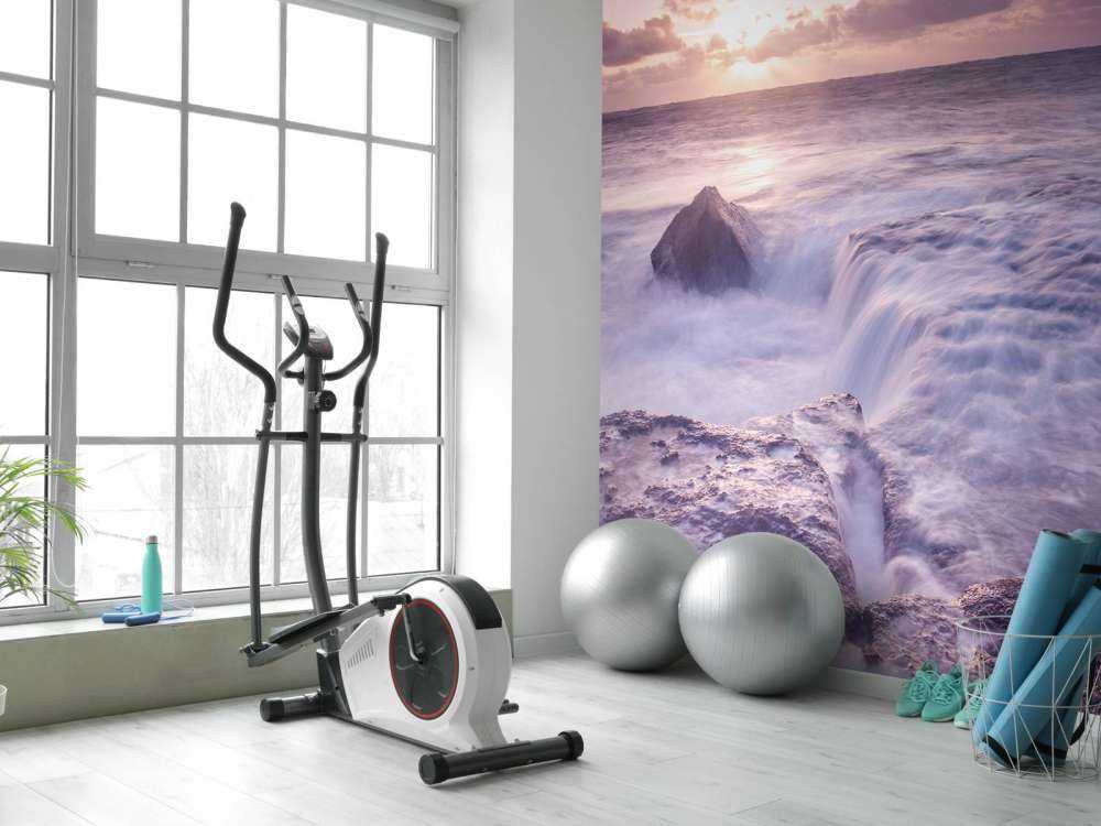 Mare selvaggio al tramonto