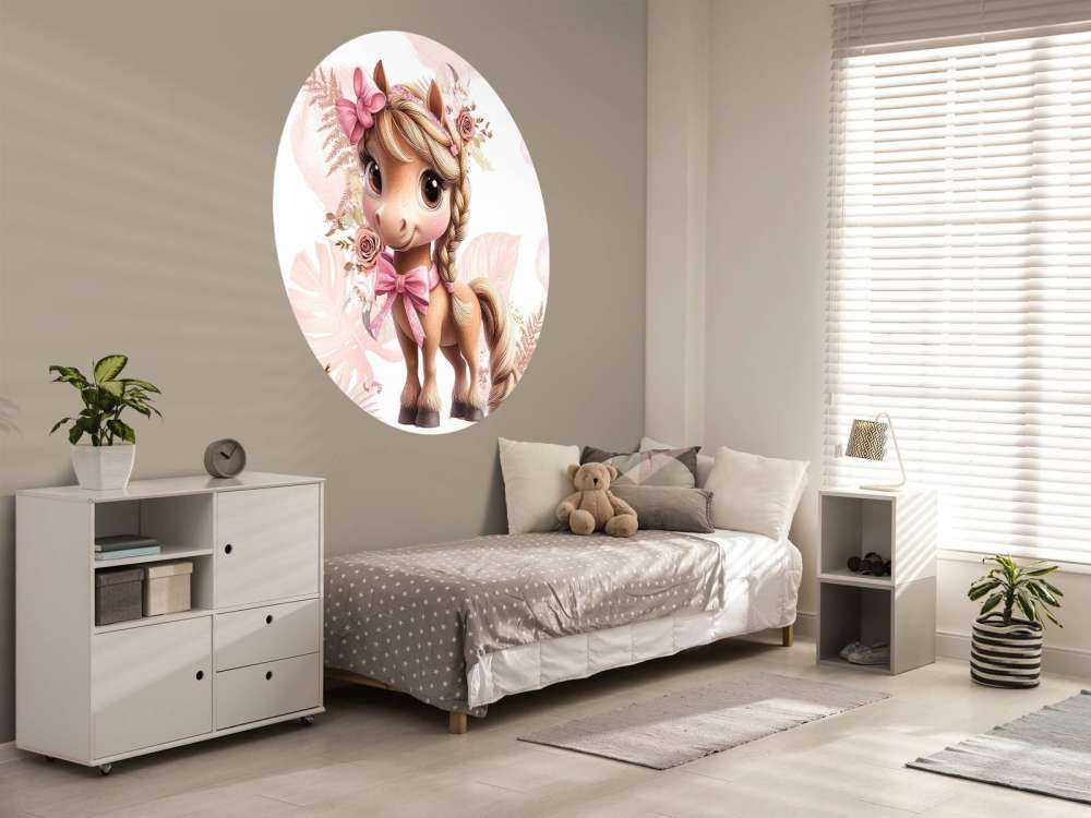 Pony elegante con fiocco rosa