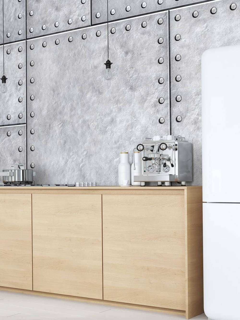 Piastra metallica corazzata