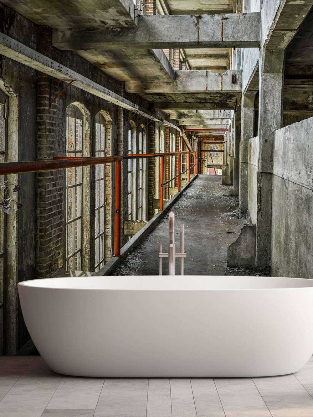 Passerella in un edificio abbandonato