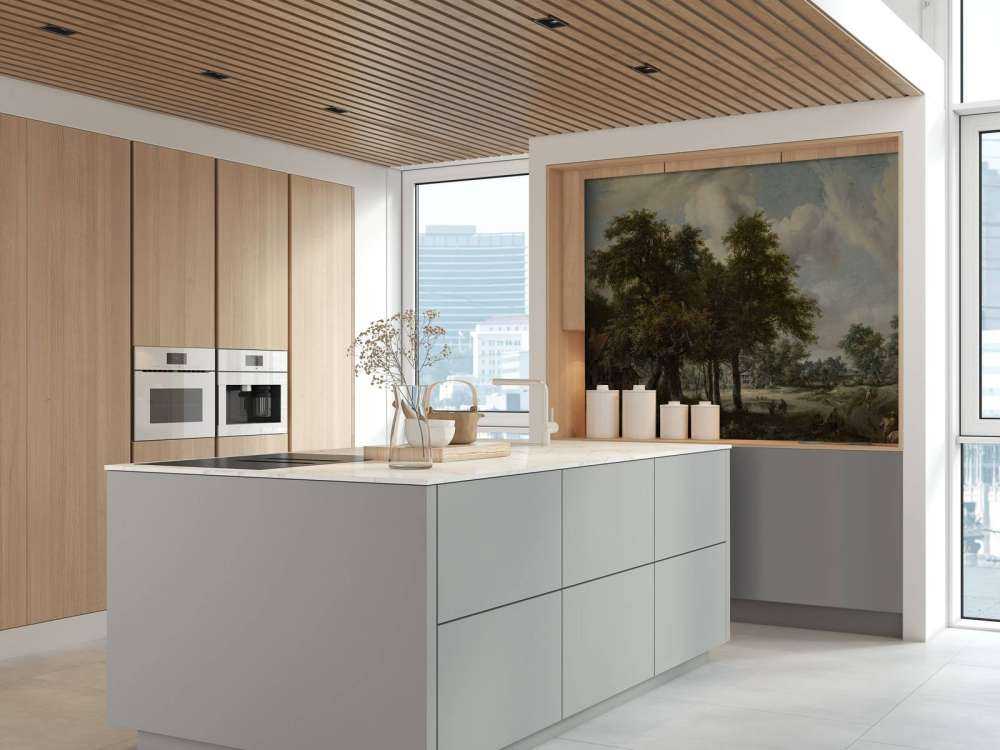 Paesaggio forestale con casali