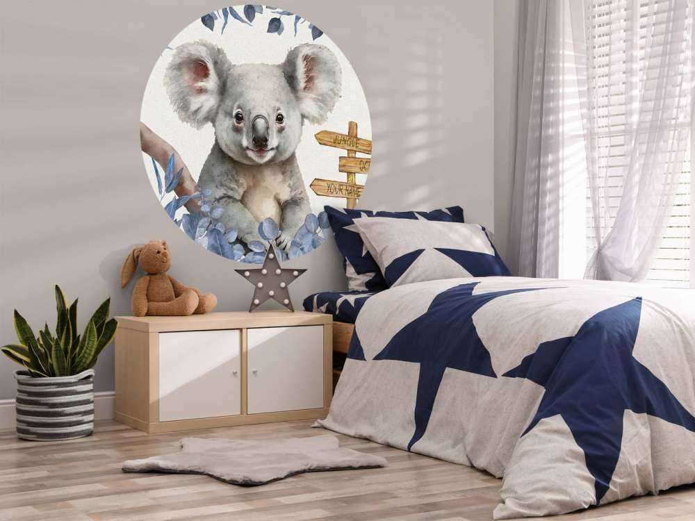 Baby koala nella giungla blu