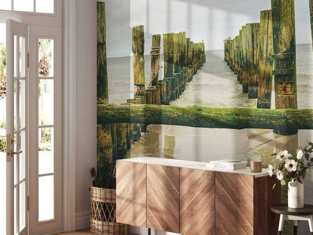 Teste di palo Mossy nell'acqua