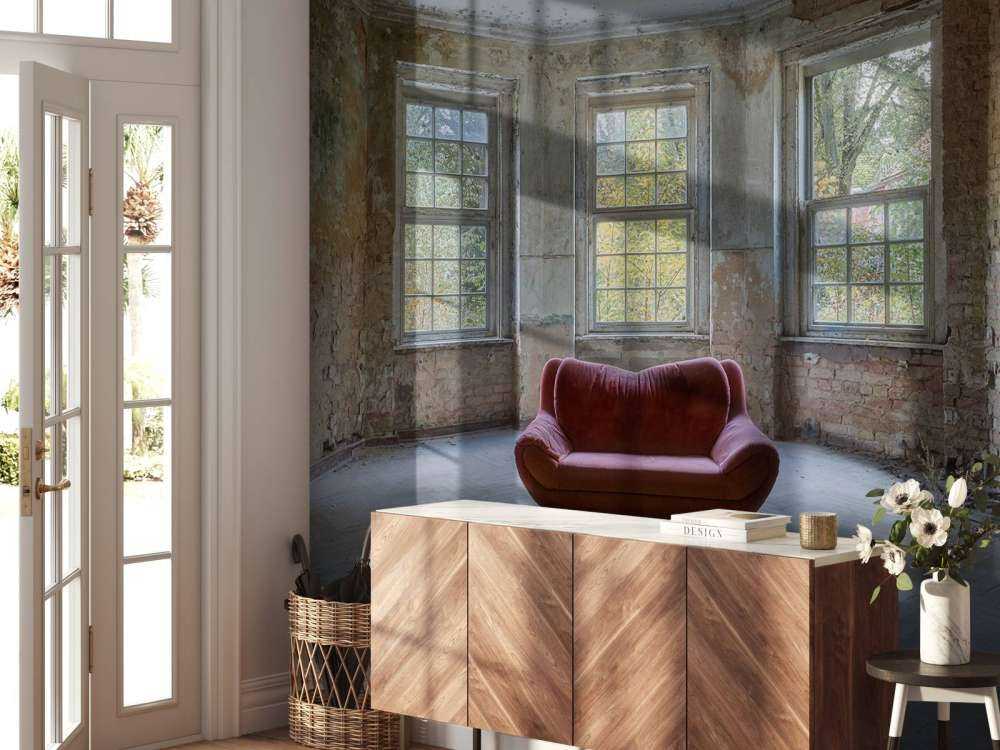 Panchina in una stanza abbandonata