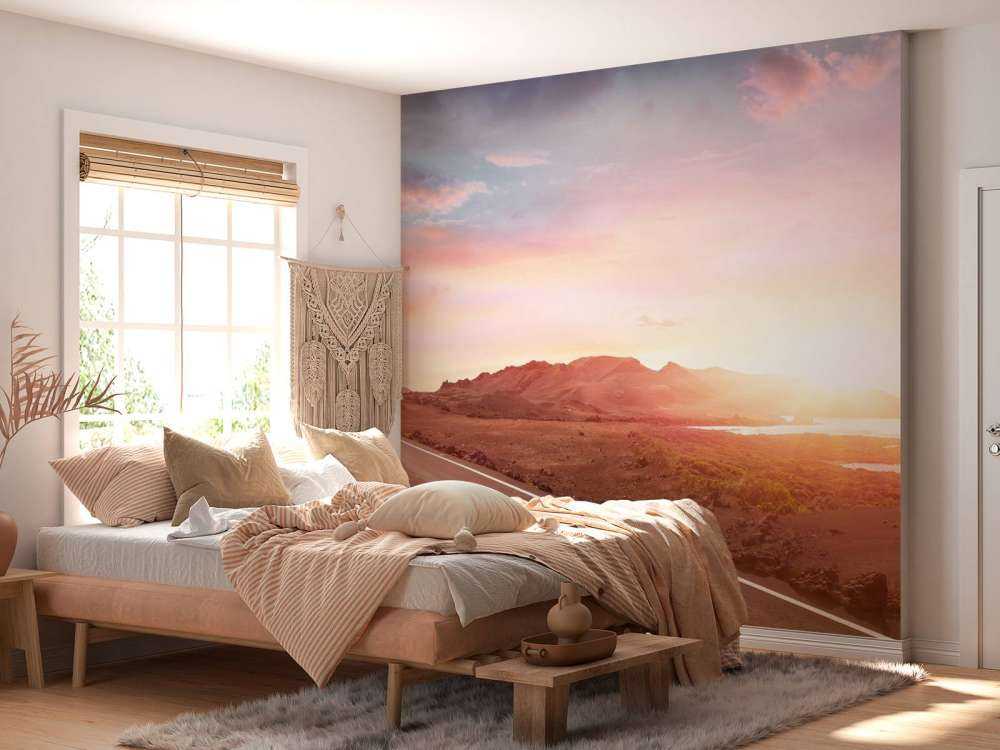 Strada lungo il lago