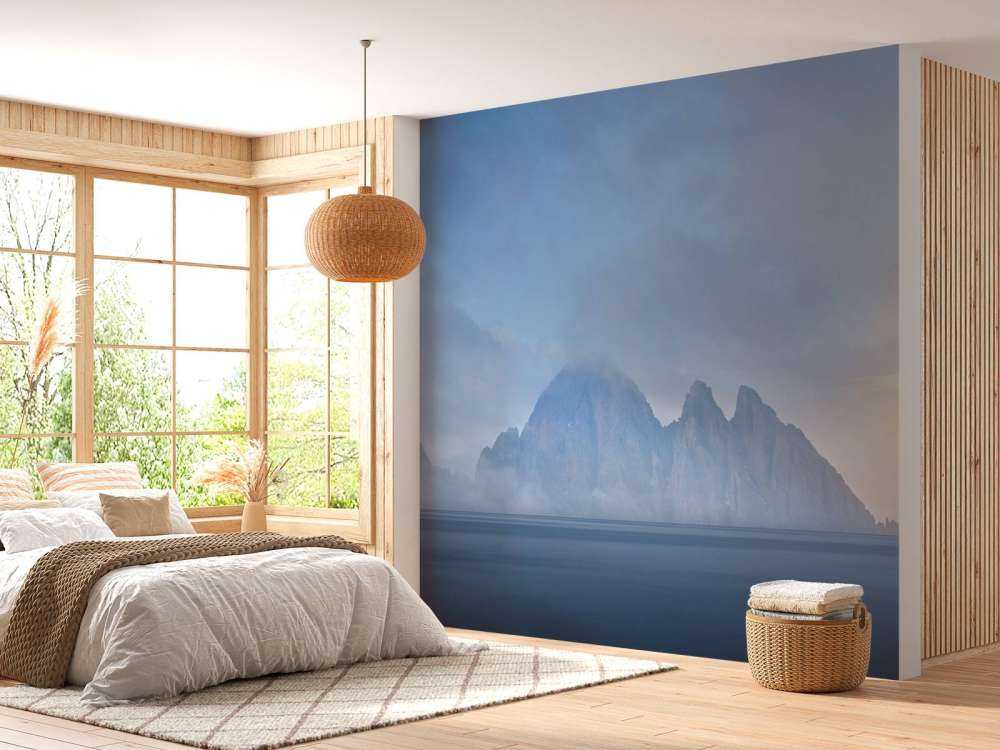 Isola rocciosa nel mare