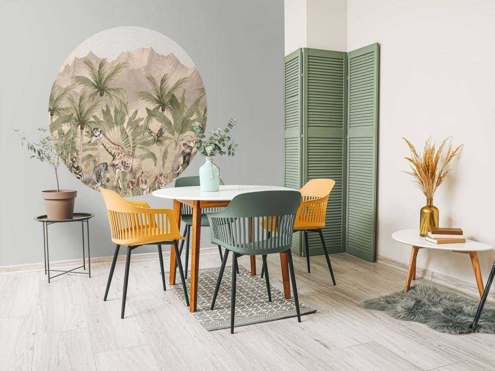 Paesaggio montano con animali