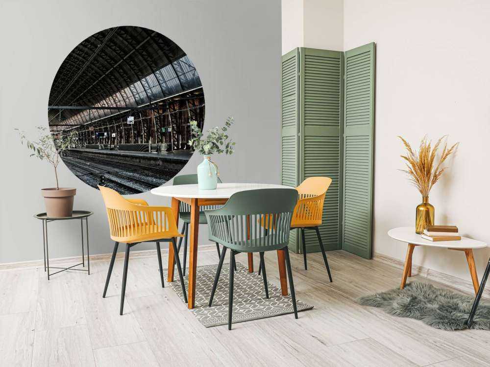 Una mattina presto alla stazione