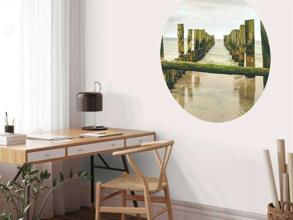 Teste di palo Mossy nell'acqua