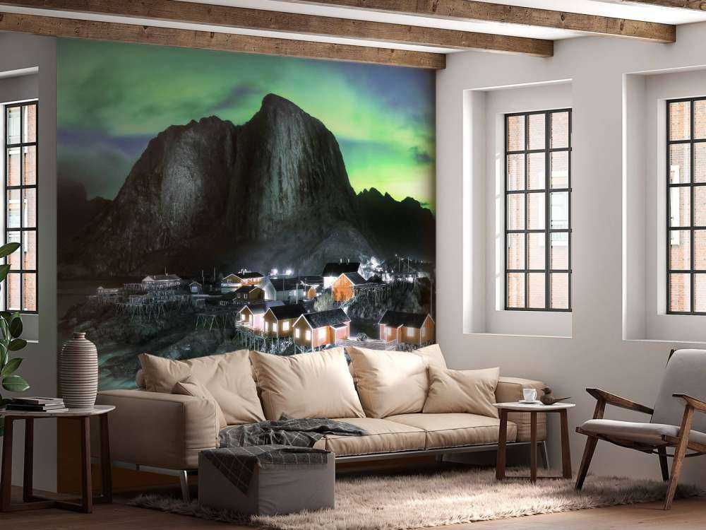 Aurora boreale sopra Hamnøy