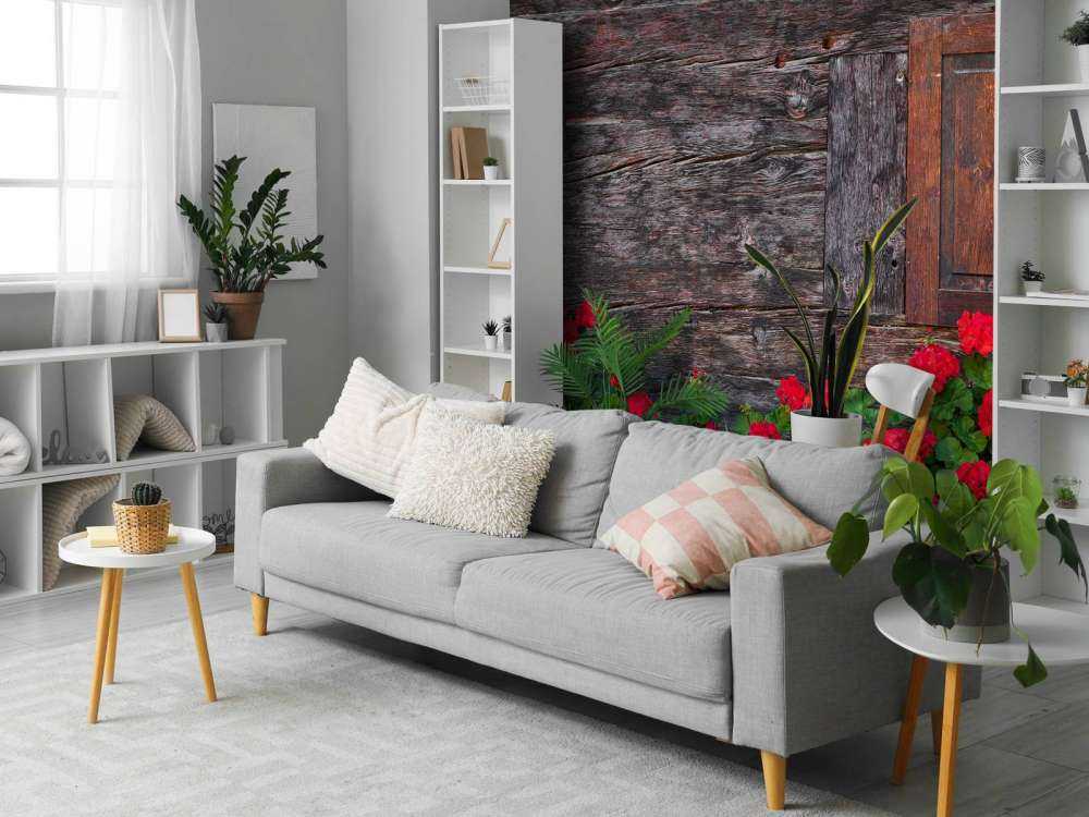 Legno vecchio con fiori