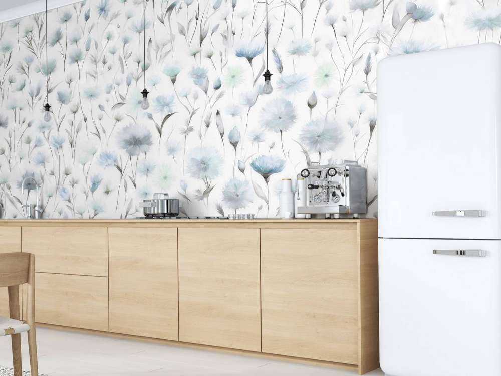 Fiordalisi e erbe di campo blu