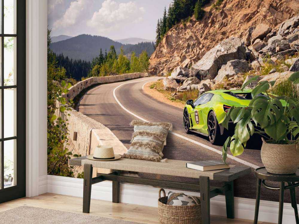 Lamborghini Revuelto nelle montagne