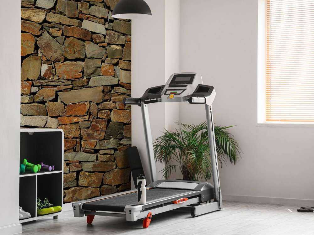 Muro con pietre grandi e piccole