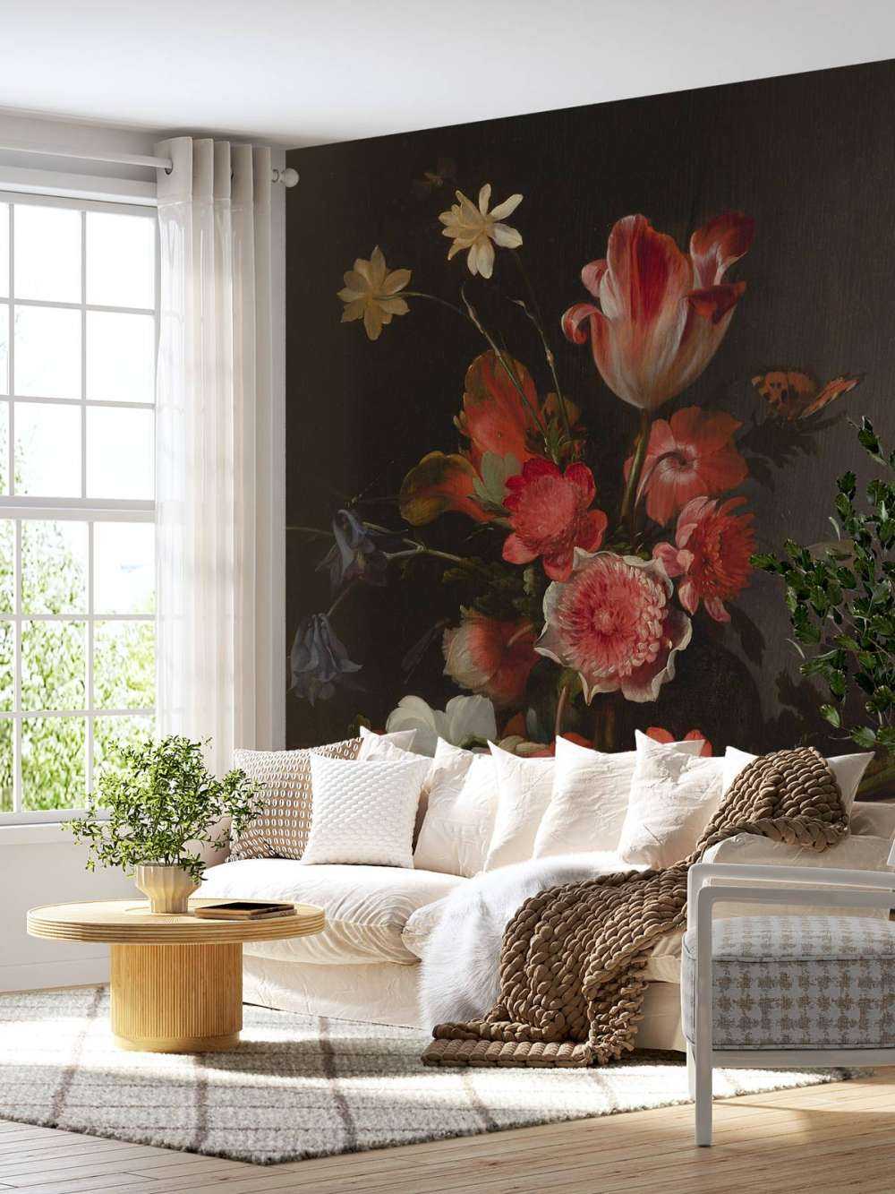 Natura morta con un bouquet in sviluppo