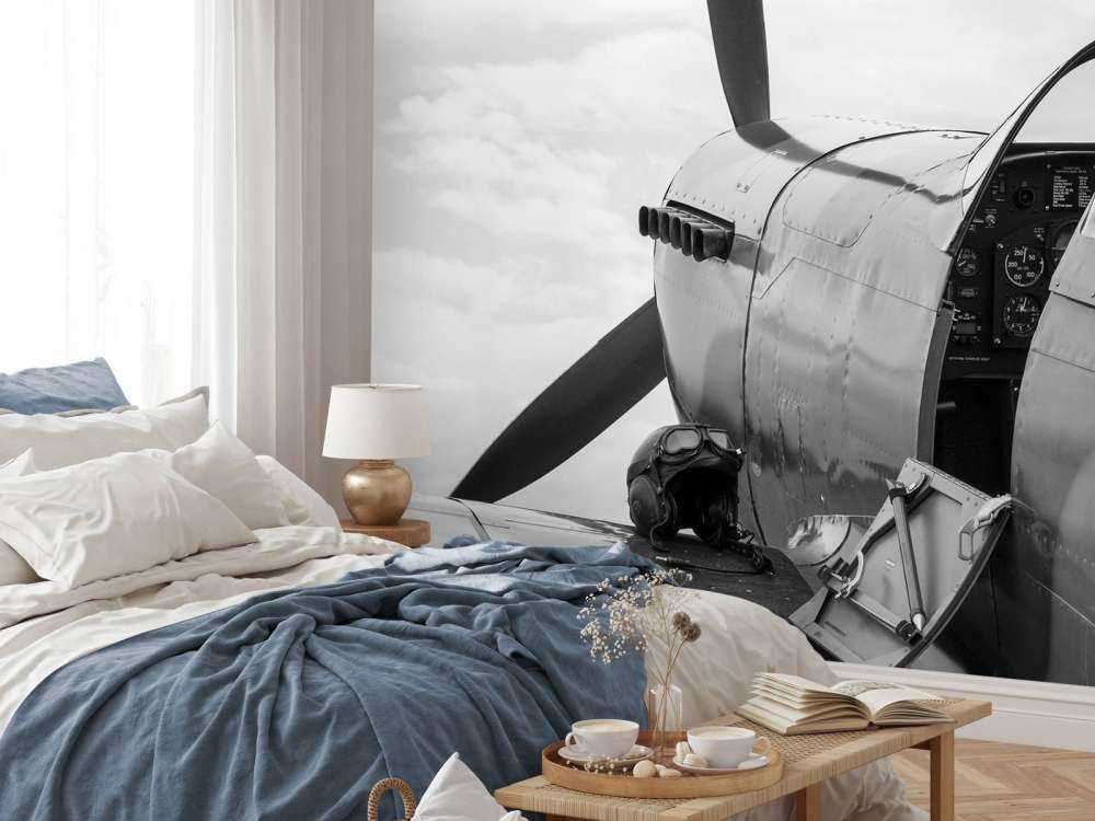 Vecchio aereo da caccia