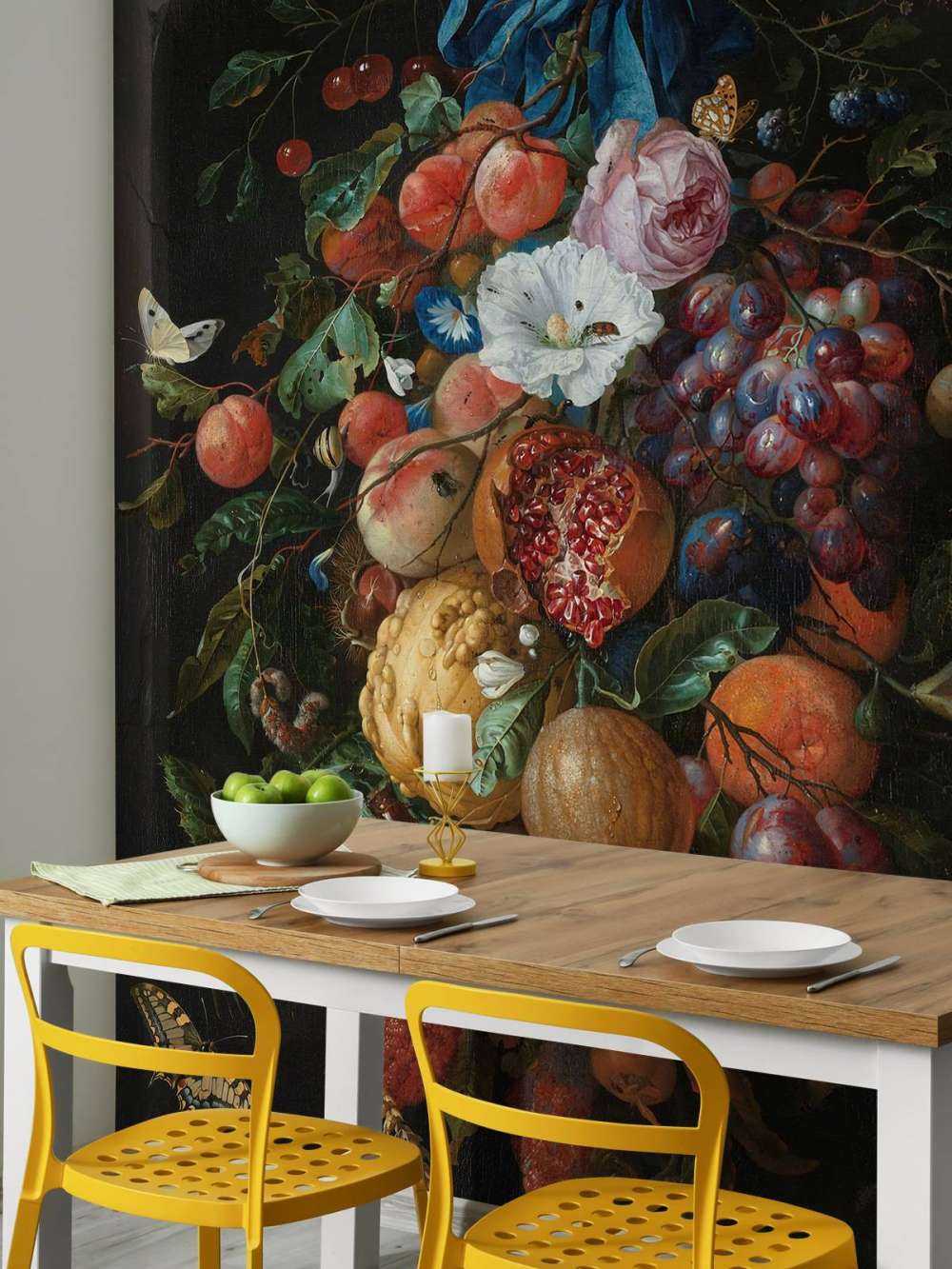 Festone di frutta e fiori