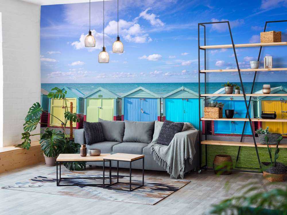 Capanne colorate sulla spiaggia