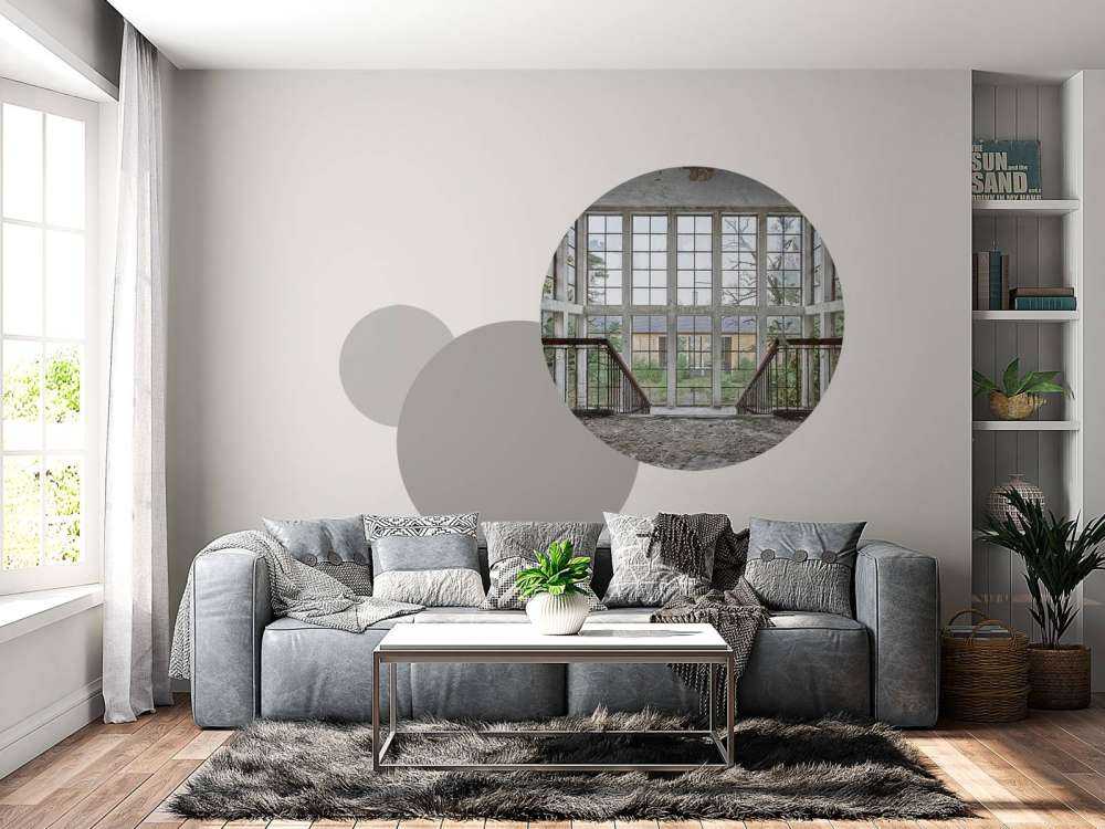 Scale in un edificio abbandonato